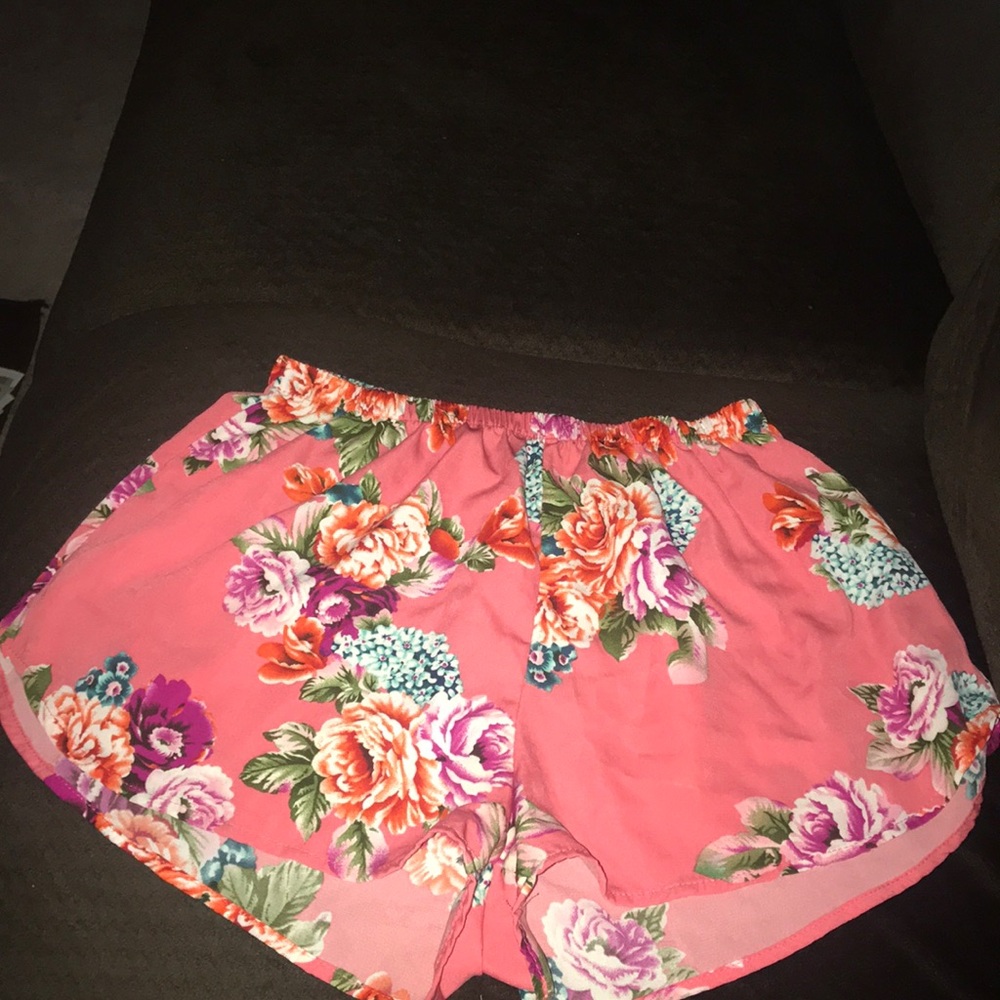 Peach Floral shorts